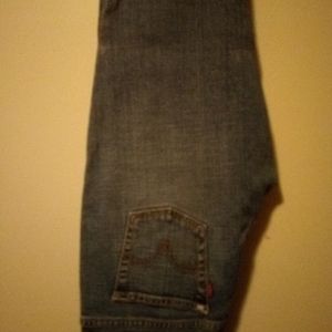 Women's Levi's Jeans